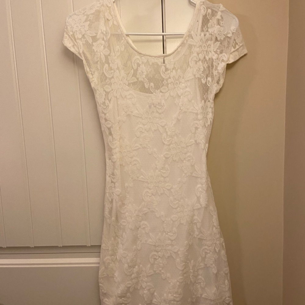 White lace dress